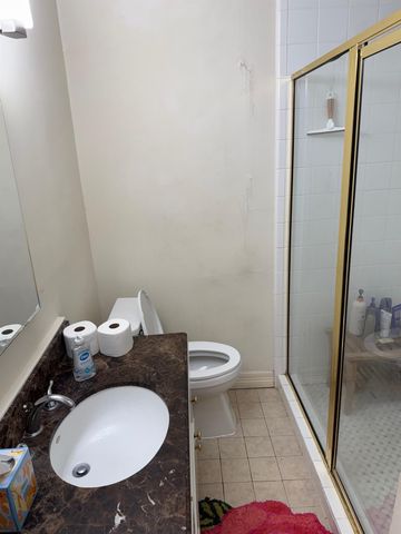 4040 San Felipe Street 104, Houston, TX 77027