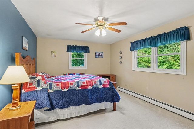 37 S Bear Lake Road, Muskegon, MI 49445