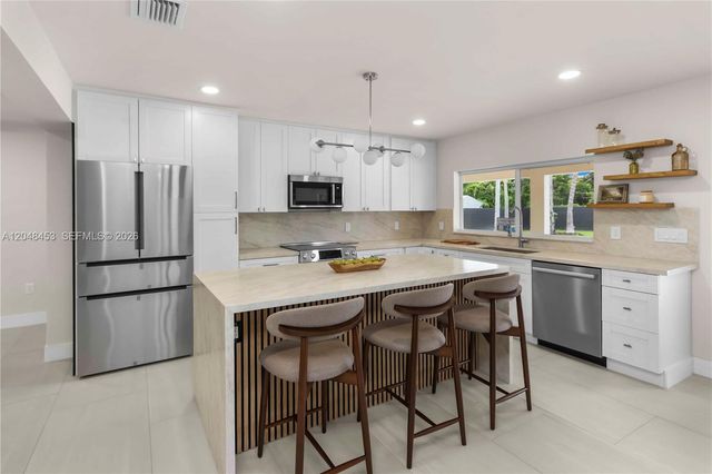 6600 SW 45th St, Miami, FL 33155