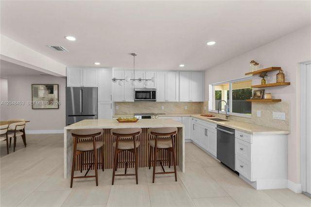 6600 SW 45th St, Miami, FL 33155