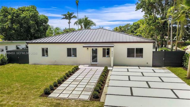 6600 SW 45th St, Miami, FL 33155