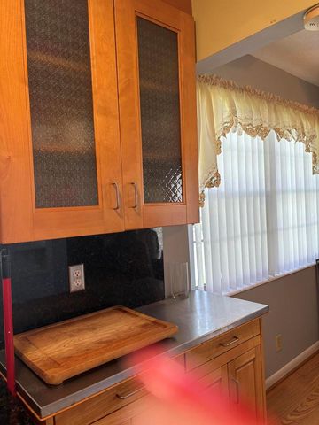 25 Kent B, West Palm Beach, FL 33417
