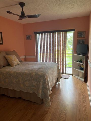 25 Kent B, West Palm Beach, FL 33417