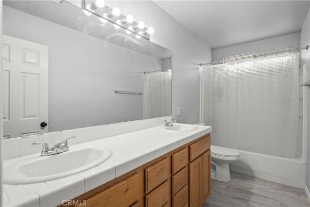 40904 168th East, Lake Los Angeles, CA 93535