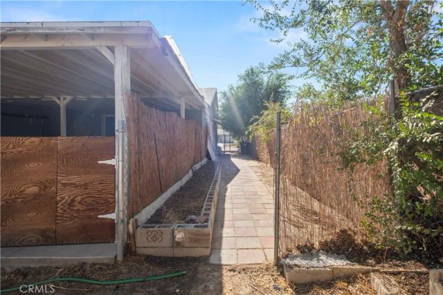 40904 168th East, Lake Los Angeles, CA 93535