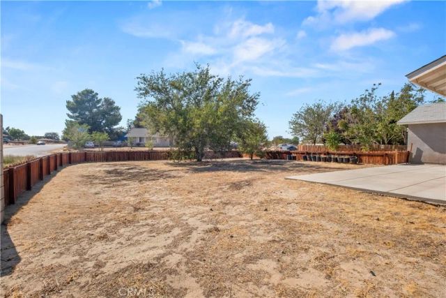 40904 168th East, Lake Los Angeles, CA 93535