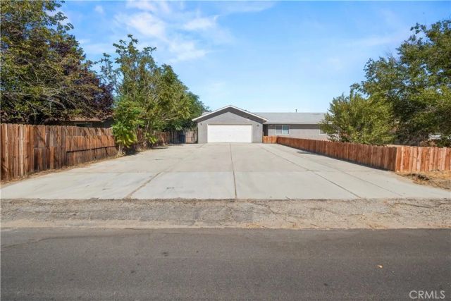 40904 168th East, Lake Los Angeles, CA 93535