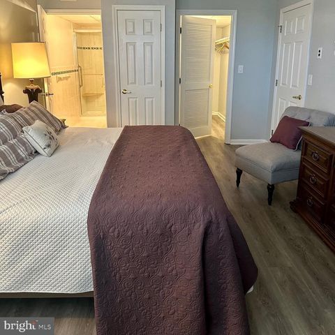 9000 CENTENNIAL STA, Warminster, PA 18974