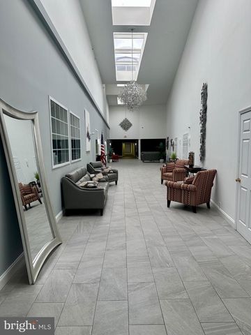 9000 CENTENNIAL STA, Warminster, PA 18974