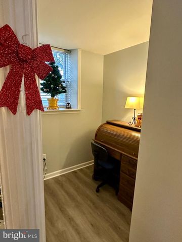 9000 CENTENNIAL STA, Warminster, PA 18974