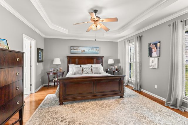 106 Meadowood Loop, Burns, TN 37029