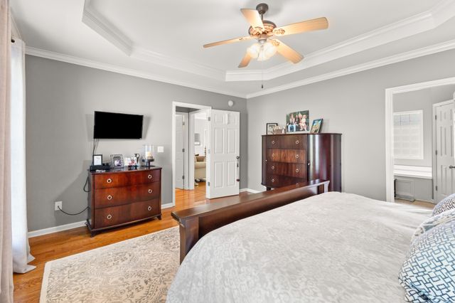 106 Meadowood Loop, Burns, TN 37029