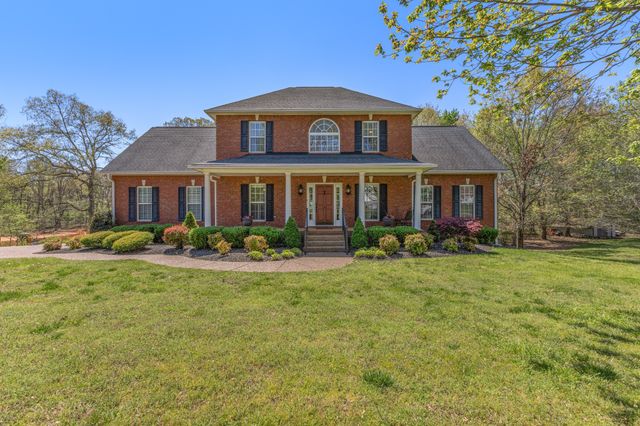 106 Meadowood Loop, Burns, TN 37029