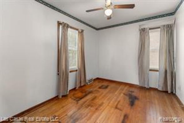1331 Detroit Avenue, Lincoln Park, MI 48146
