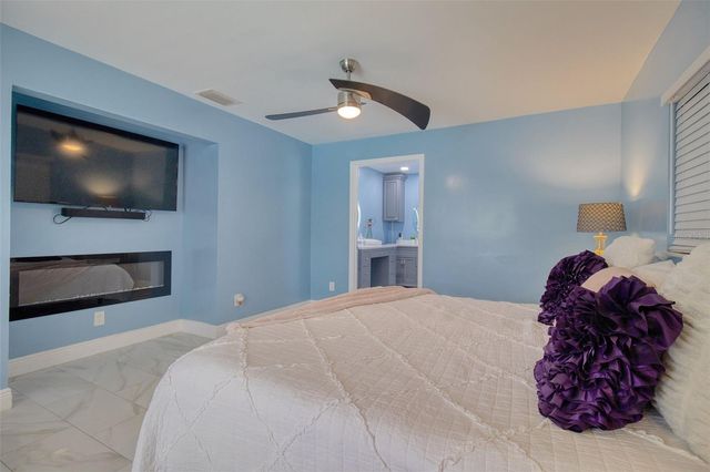 2315 MINNEOLA ROAD, Clearwater, FL 33764