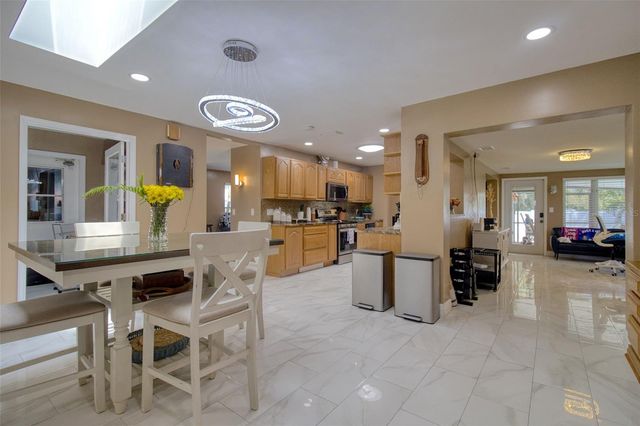 2315 MINNEOLA ROAD, Clearwater, FL 33764