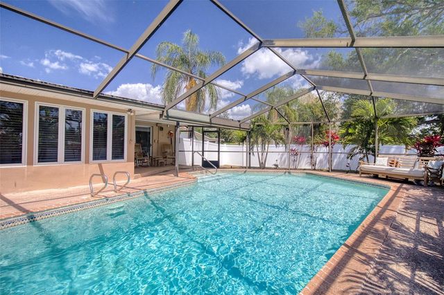 2315 MINNEOLA ROAD, Clearwater, FL 33764