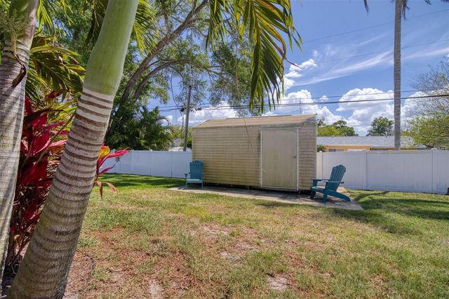 2315 MINNEOLA ROAD, Clearwater, FL 33764