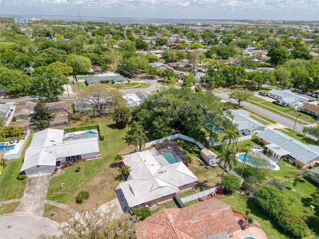 2315 MINNEOLA ROAD, Clearwater, FL 33764