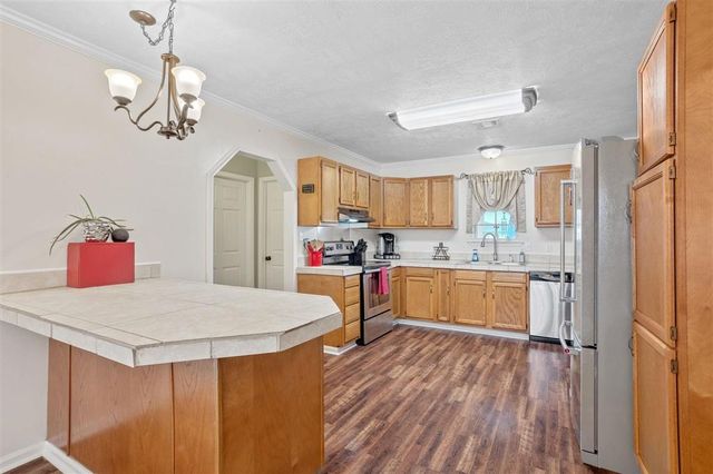 5221 Iona Drive, Sulphur, LA 70665