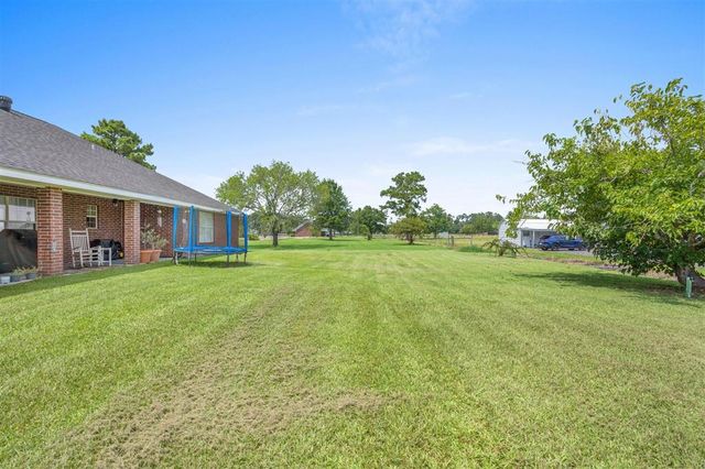 5221 Iona Drive, Sulphur, LA 70665