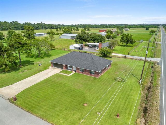 5221 Iona Drive, Sulphur, LA 70665