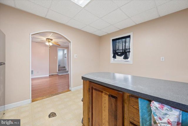 111 4TH AVE, Baltimore, MD 21227