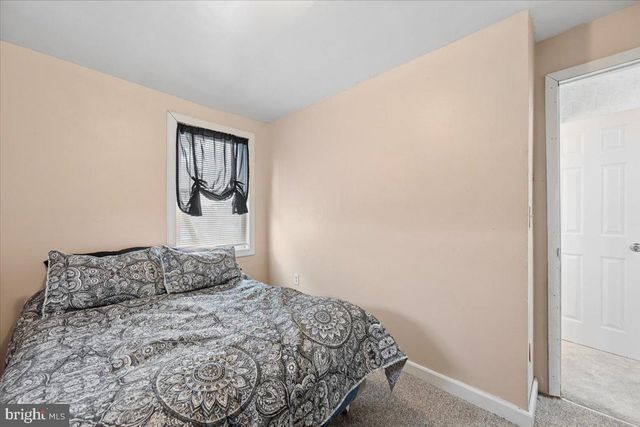 111 4TH AVE, Baltimore, MD 21227