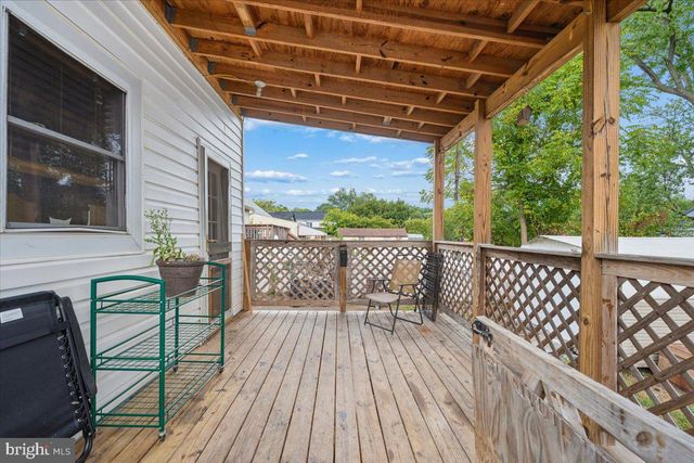 111 4TH AVE, Baltimore, MD 21227
