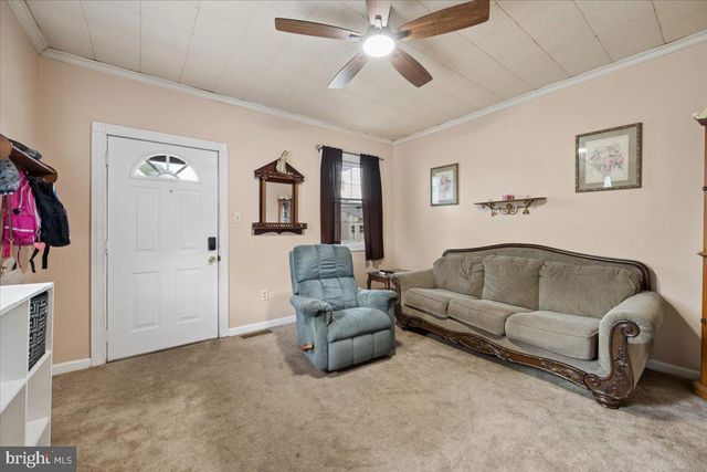 111 4TH AVE, Baltimore, MD 21227