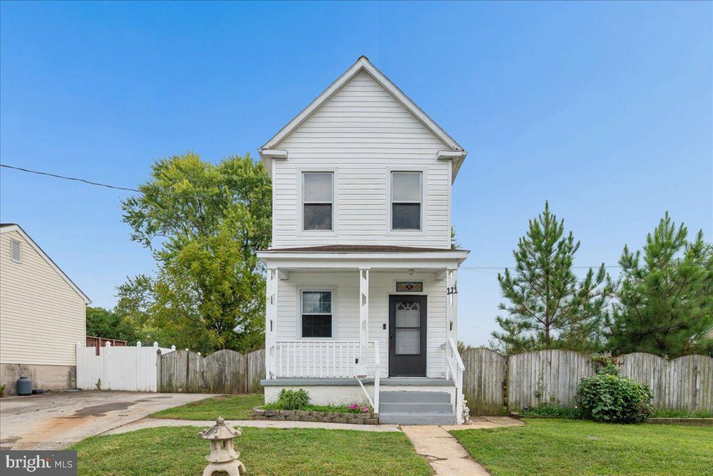 111 4TH AVE, Baltimore, MD 21227