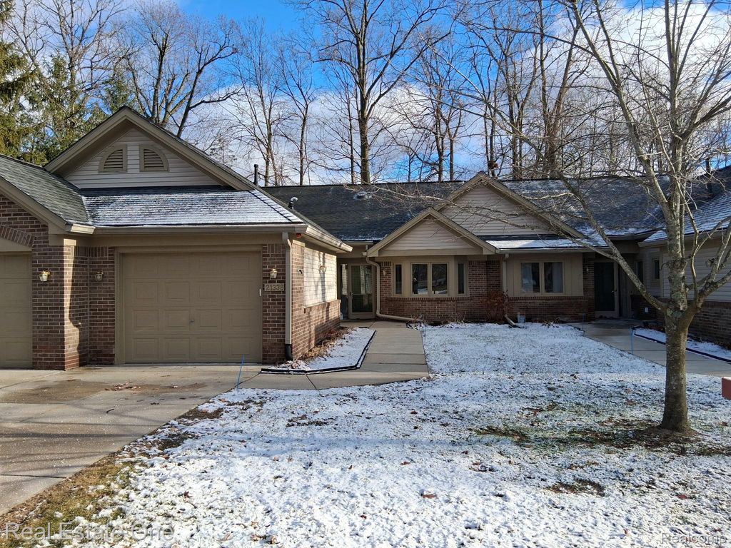 21338 MULBERRY Court 52, Farmington Hills, MI 48336