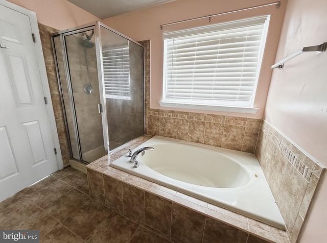 16 E LONE TREE DR, Camden, DE 19934