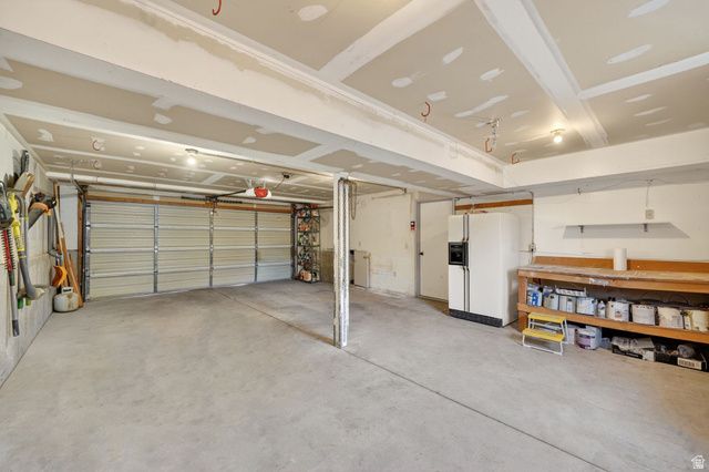 5556 W BLUEVAIL CT, West Jordan, UT 84081