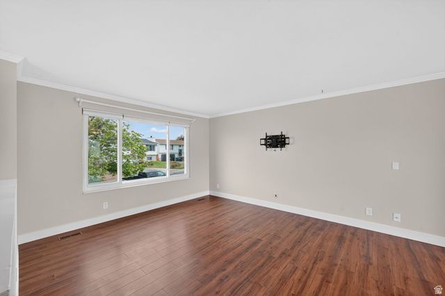 5556 W BLUEVAIL CT, West Jordan, UT 84081