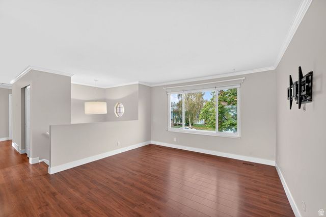 5556 W BLUEVAIL CT, West Jordan, UT 84081