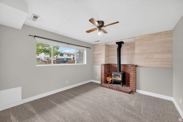 5556 W BLUEVAIL CT, West Jordan, UT 84081