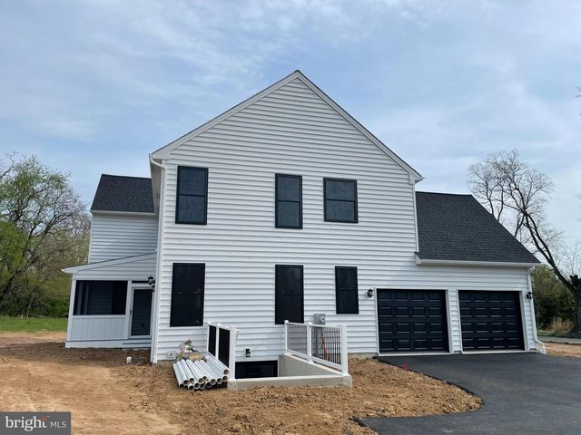 1615 SAINT PETERS RD, Pottstown, PA 19465