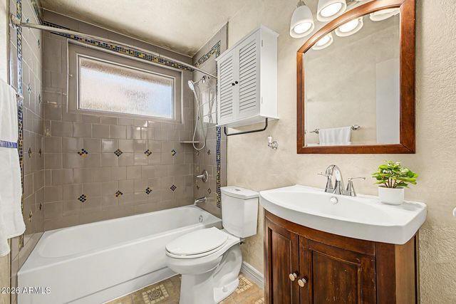 3602 W BEHREND Drive, Glendale, AZ 85308