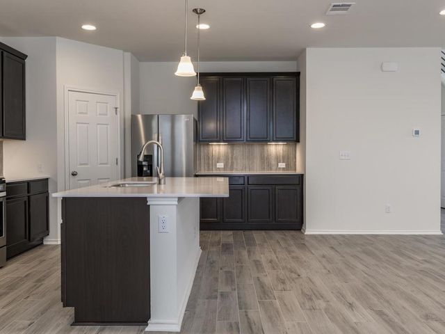 9101 Garnet DR, Austin, TX 79729