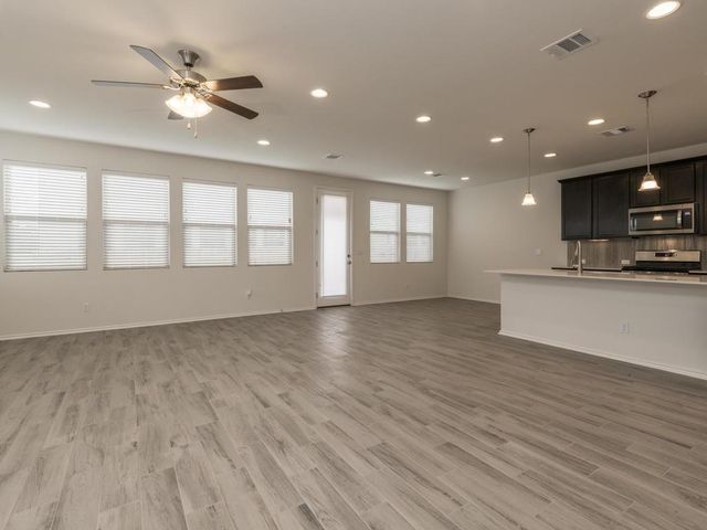 9101 Garnet DR, Austin, TX 79729