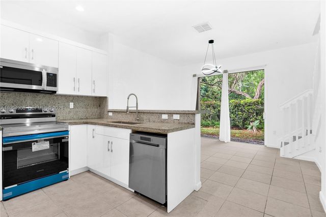 21209 NW 14th Pl 7-20, Miami Gardens, FL 33169