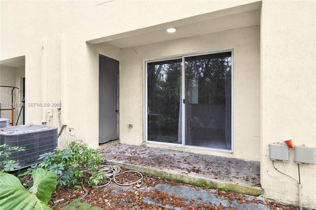 21209 NW 14th Pl 7-20, Miami Gardens, FL 33169