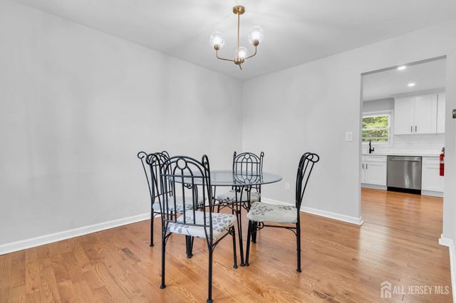 14 Dumont Round, Hillsborough, NJ 08844