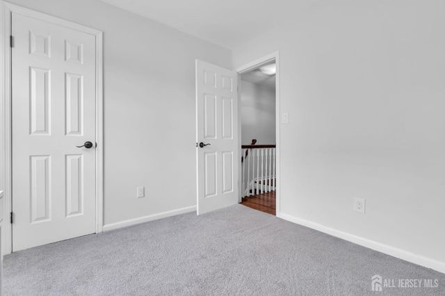 14 Dumont Round, Hillsborough, NJ 08844
