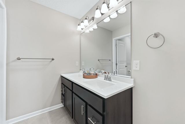 929 Meravi Cove, Fort Wayne, IN 46818