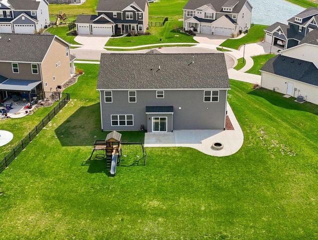929 Meravi Cove, Fort Wayne, IN 46818