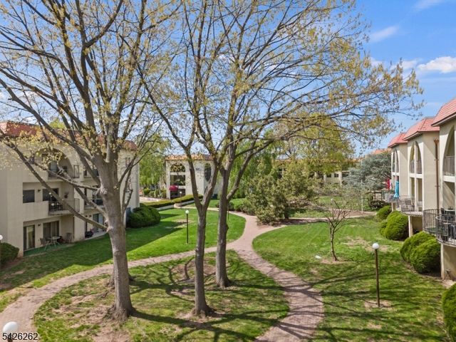 2 Ann St 203, Clifton City, NJ 07013