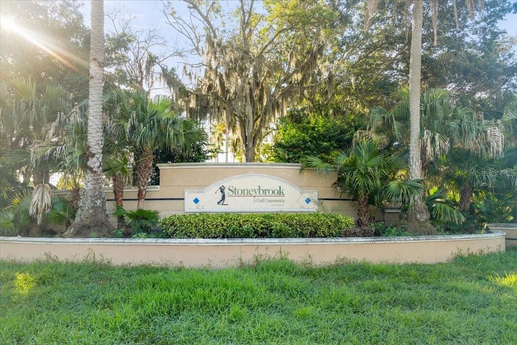 Image 5 of property listing at 8997 STONE HARBOUR LOOP, Bradenton, FL 34212