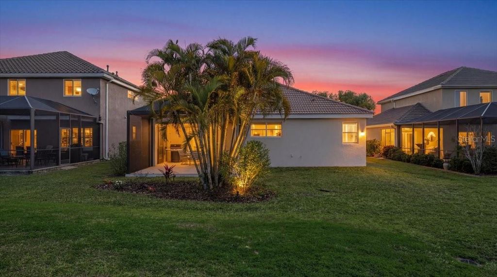 Image 47 of property listing at 8997 STONE HARBOUR LOOP, Bradenton, FL 34212